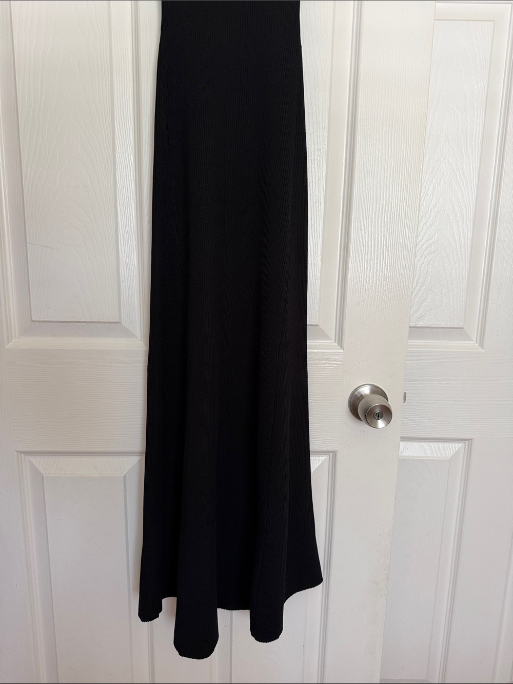 Showpo Black Lanie Midi Dress 2 - Picture 3 of 9